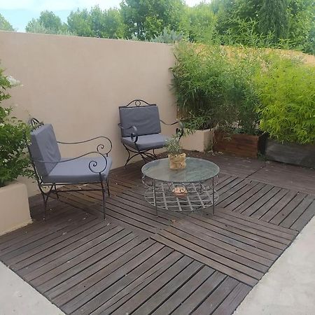 Ferienwohnung Le Petit Pied A Terre Du Luberon Mérindol Exterior foto